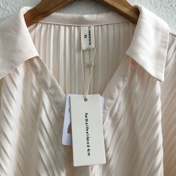 NWT COMMENSE Oversized Cream Plisse Button Up Shirt Size XS - Picture 8 of 10